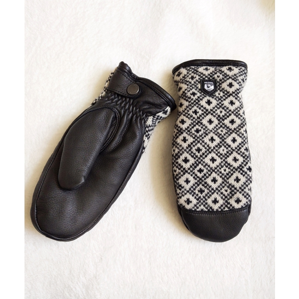 Hestra Ludvika merino wool mittens 6  leather